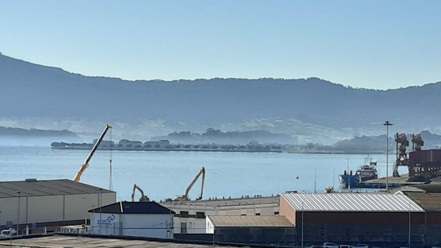 Nuevo desplome en el Puerto de Santander: Caen al agua otros 25 metros del Muelle de Maliaño