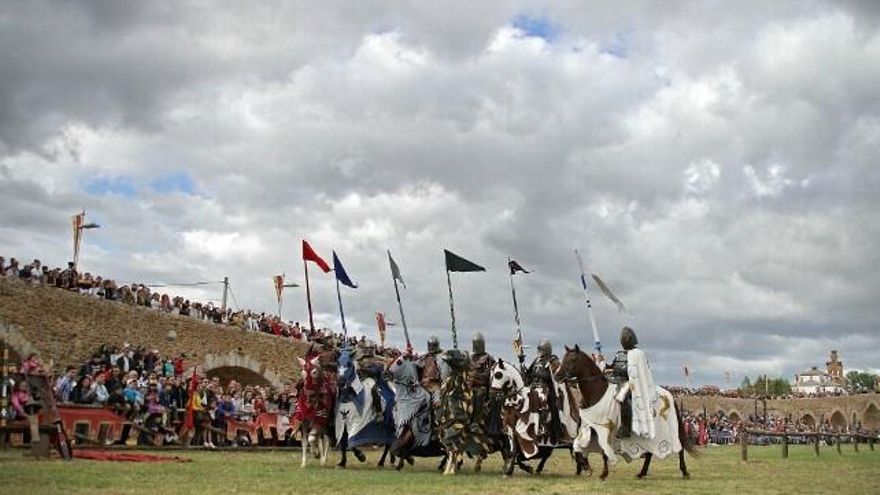 Peio García / ICAL Tradicional representación de las Justas medievales en Hospital de Órbigo