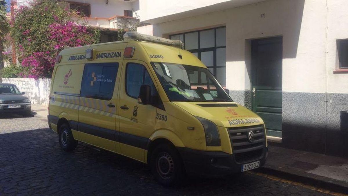 Ambulancia sanitarizada con base en Santa Cruz de La Palma.