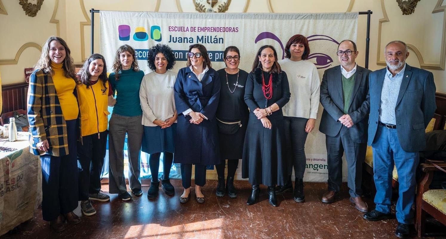Quince emprendedoras convierten Santa Cruz de La Palma en escaparate del talento femenino.