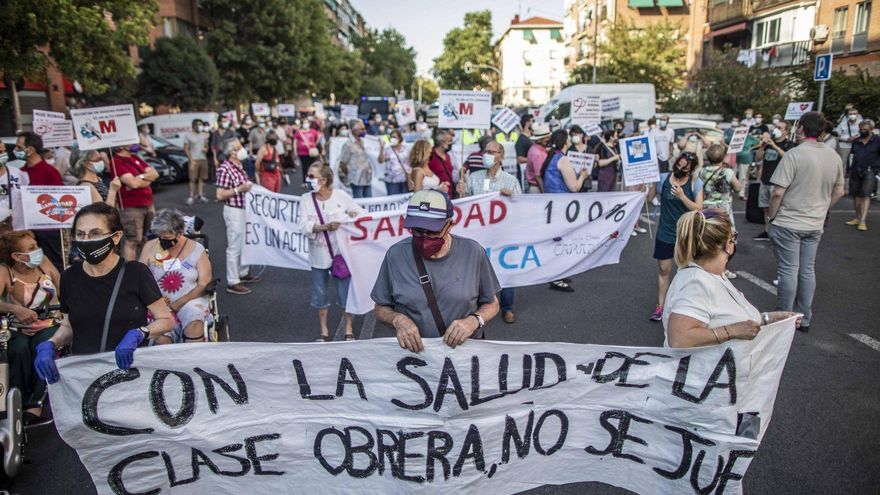 Concentraciones en Chamberí contra el posible cierre de tres centros de salud en verano