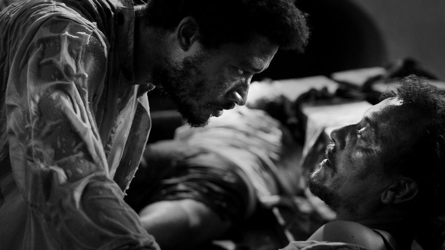 Los dos protagonistas de 'El vientre del mar'