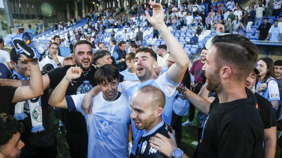 Celebración del ascenso del Ciudad de Lucena