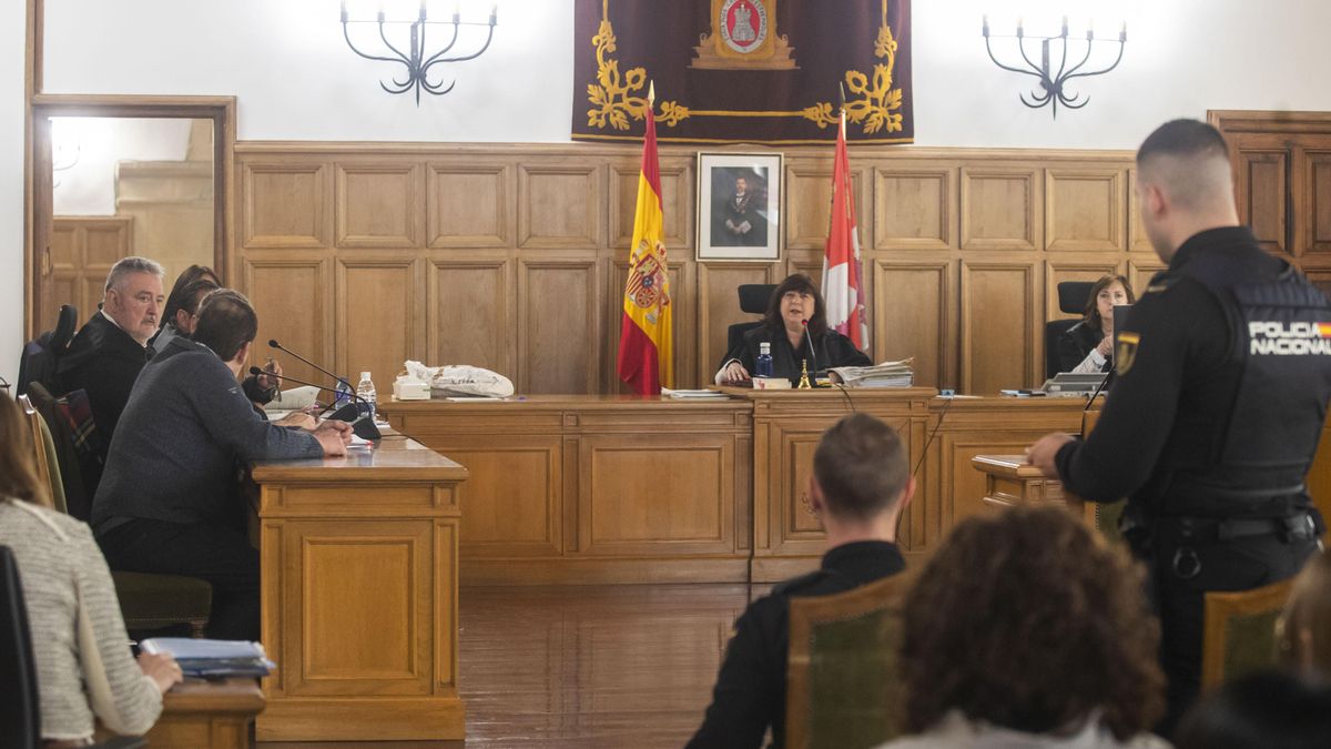 Condenan en Soria a 23 años de prisión por asesinar a su pareja con un martillo y quemar su casa para ocultar el crimen