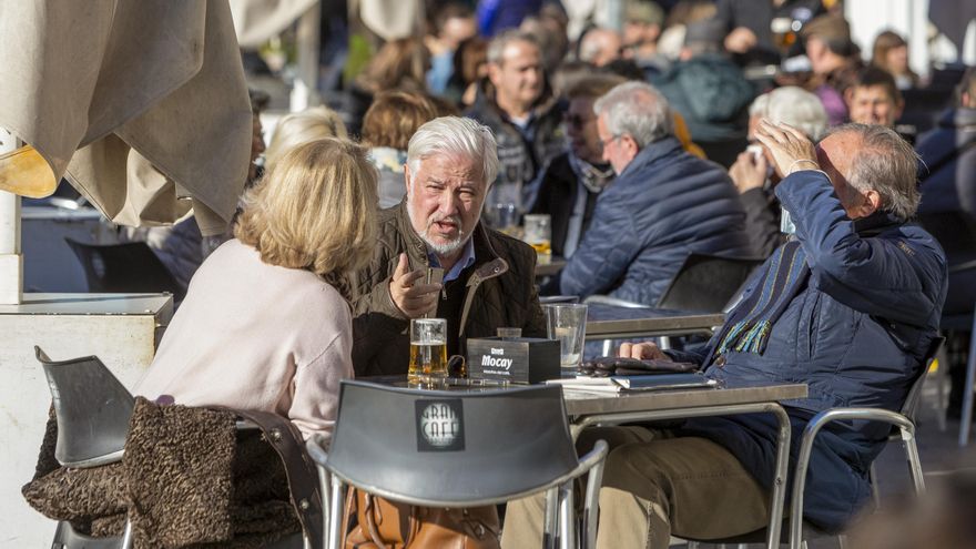 Patadas a la RAE: la oralidad impregna la nueva literatura