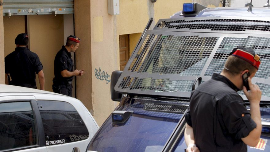 Detenido por violencia machista después de que su pareja cayera por el balcón en Mataró