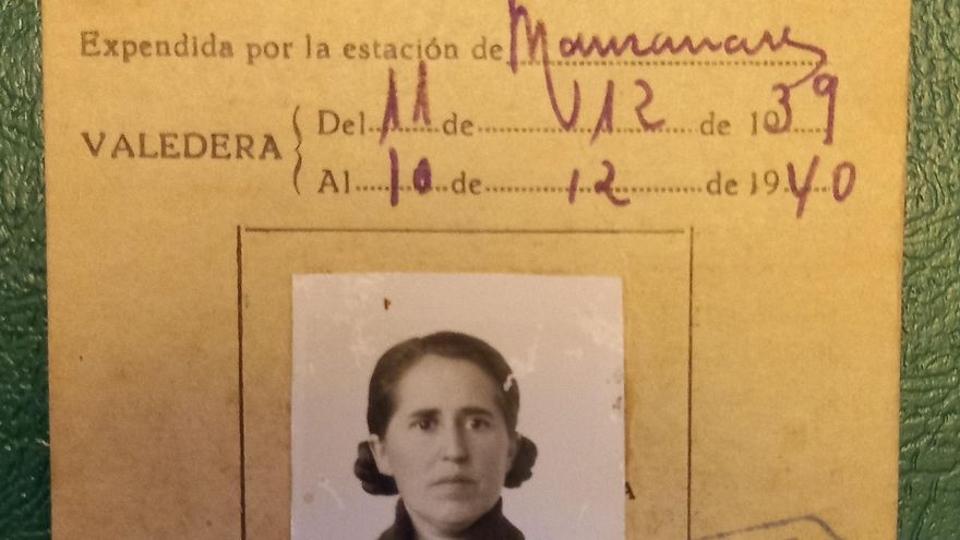 Carnet de la mujer de Cipriano para visitarlo en prisión