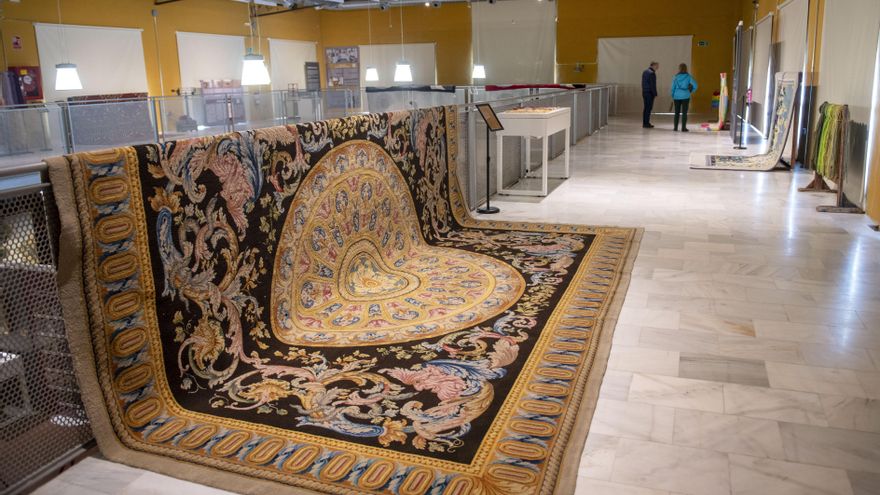 Baeza (Jaén) rememora su honda tradición textil con obras de la época de Felipe V