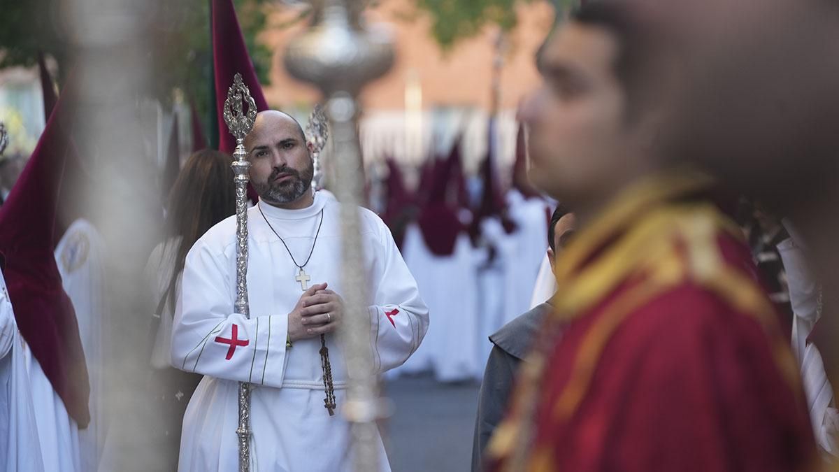 La procesión de la Hermandad de la Cena, en imágenes