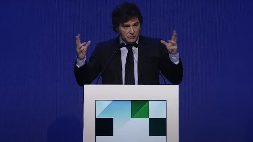 Milei defendió a Pettovello y arremetió contra los "destituyentes" que buscan "voltear al Gobierno"