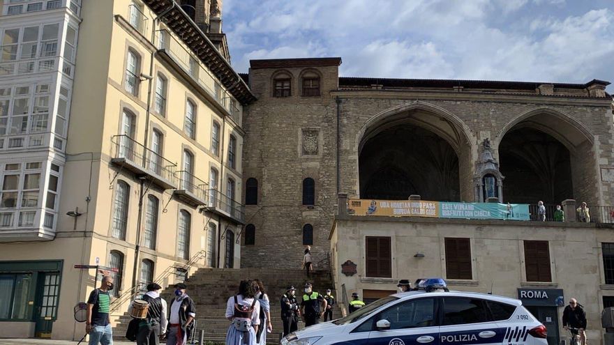 Vitoria se llena en las aparentes no fiestas de La Blanca con una incidencia de la COVID-19 de 634