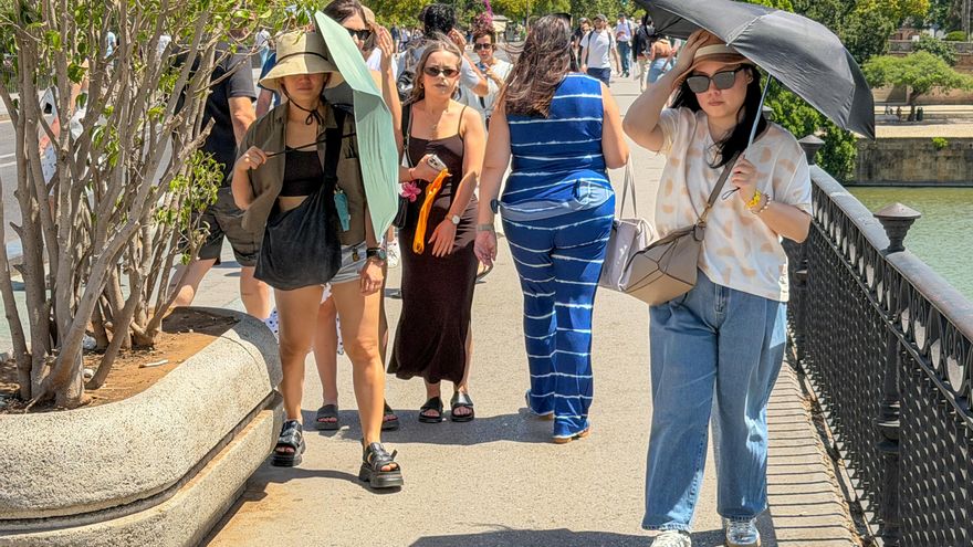 España encara la primera ola de calor de la temporada: 40 grados y noches tropicales