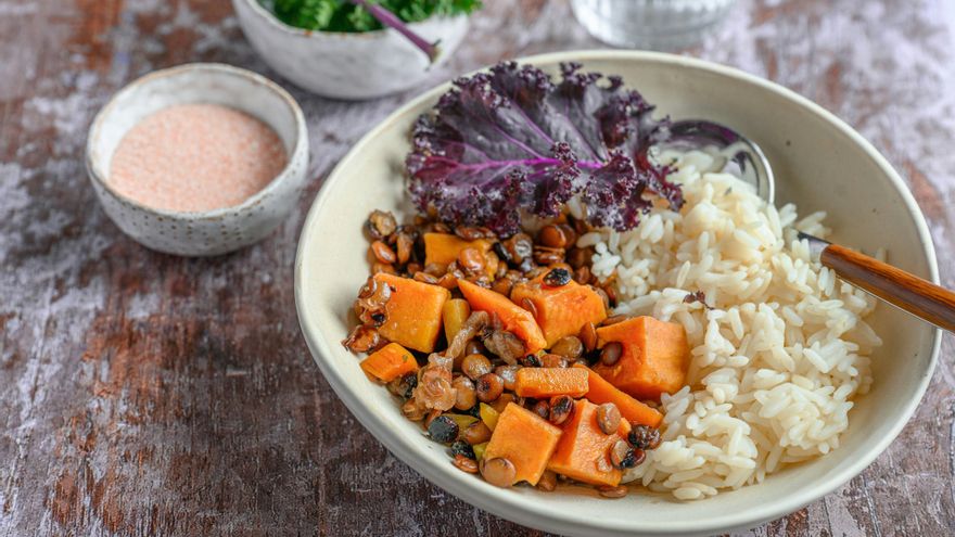 Aitor Sánchez, nutricionista, sobre la alianza entre la Vitamina C y el hierro: "Lo hace más soluble y fácil de absorber"