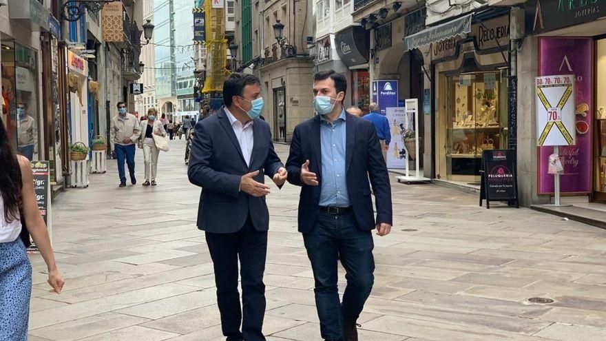 Archivo - El secretario xeral del PSdeG, Gonzalo Caballero, con su homólogo en la provincia de A Coruña y presidente de la Diputación, Valentín González Formoso PSDEG-PSOE - Archivo