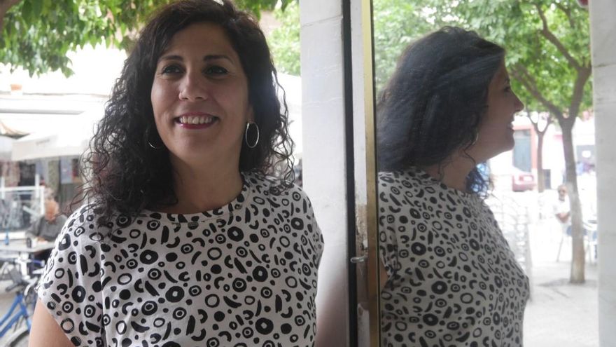 Retrato de Sandra Heredia (Adelante en Sevilla) en 12 brochazos: "¿Un poder? Volver al pasado para cambiar cosas feas"