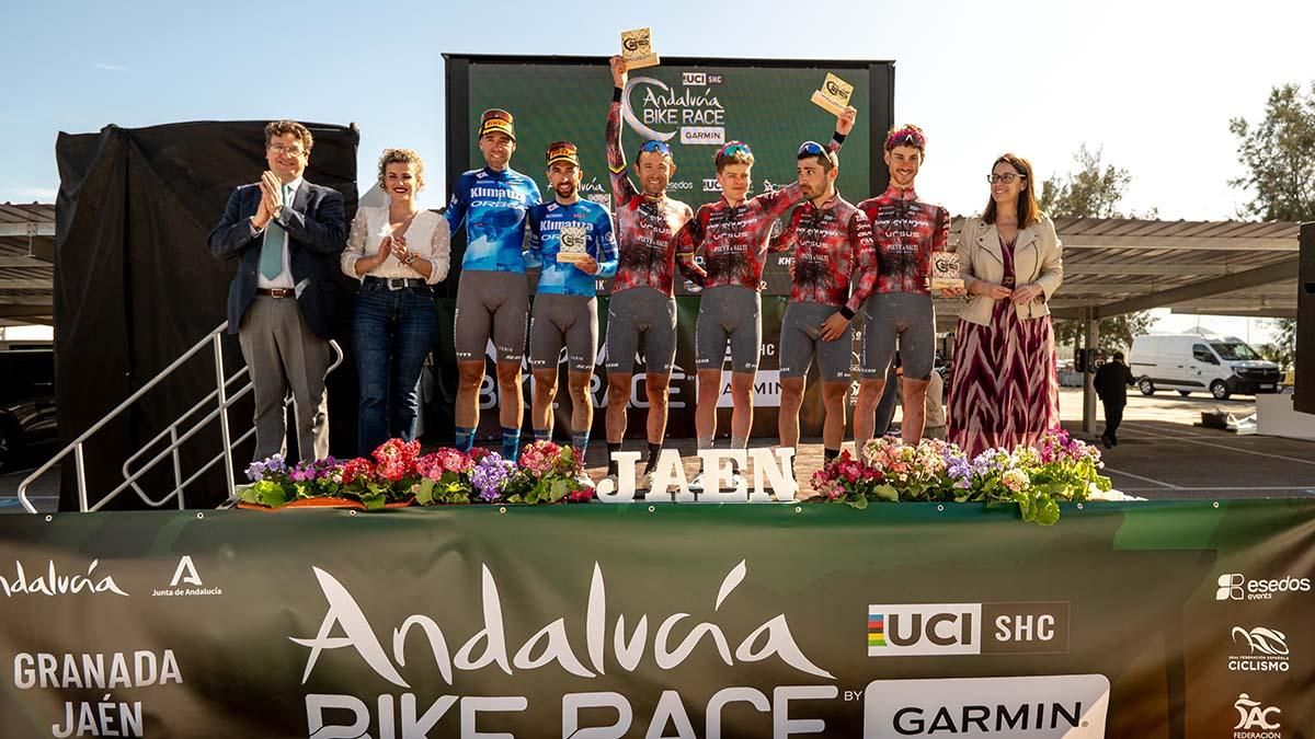 Los favoritos recuperan la ventaja antes de la llegada de la Andalucía Bike Race a Córdoba