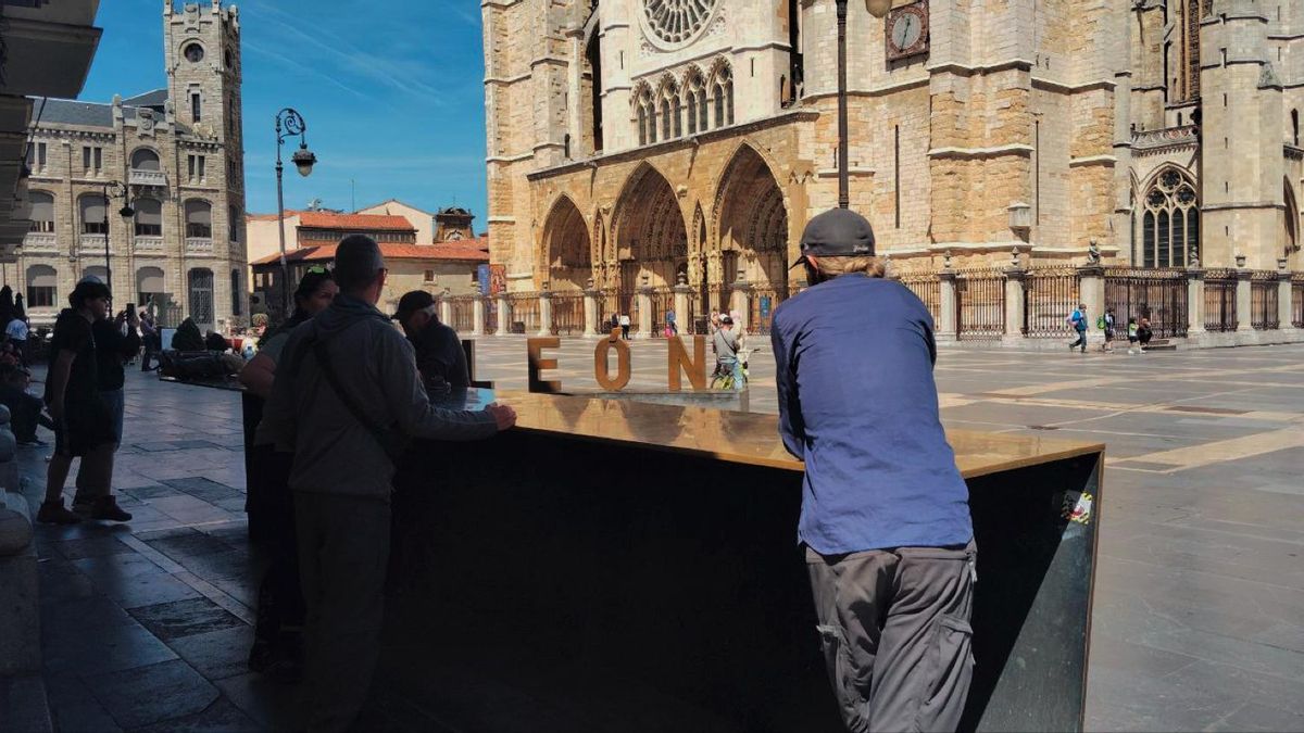 Foto de la Catedral de León el día del Gran Apagón.