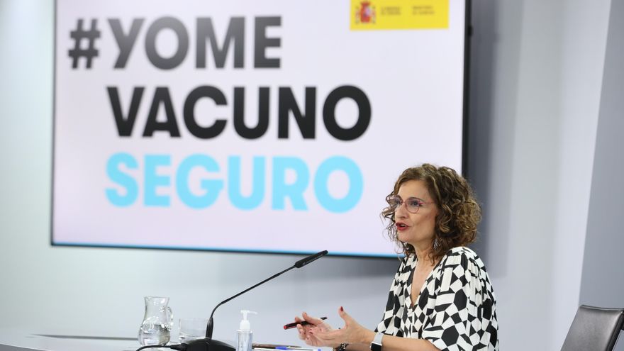 La ministra portavoz, María Jesús Montero, comparece en r ueda de prensa tras la celebración del Consejo de Ministros en el que se han aprobado los indultos a los presos independentistas en prisión, a 22 de junio de 2021, en Madrid (España).