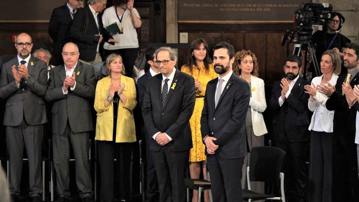 Los consellers toman posesión y prometen "lealtad" a Quim Torra