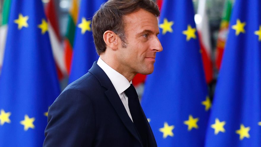 El presidente francés, Emmanuel Macron, a su llegada a la cumbre de la UE en Bruselas. EFE/EPA/STEPHANIE LECOCQ