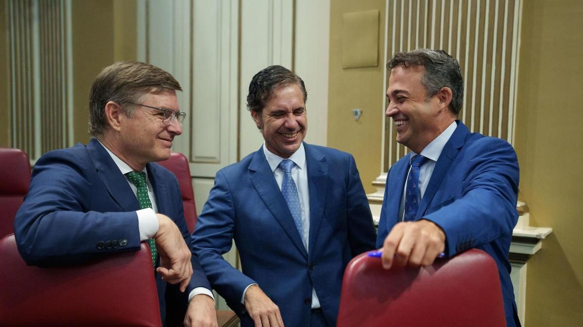 El Parlamento de Canarias tumba una iniciativa de Vox para romper con Marruecos
