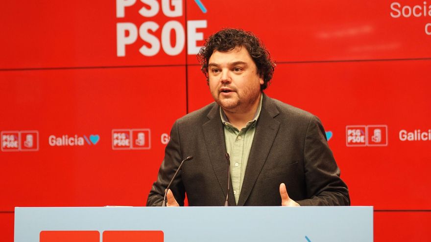 El portavoz de la Ejecutiva del PSdeG, Julio Torrado, en rueda de prensa