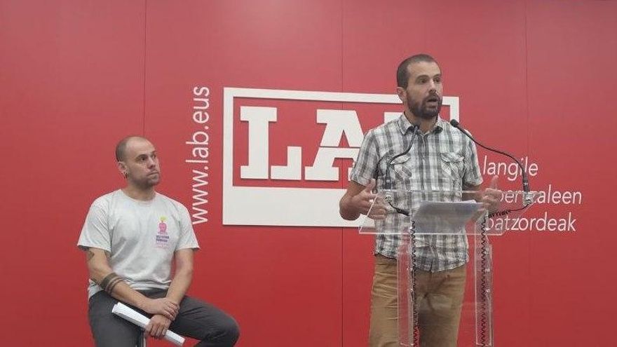 El coordinador general de LAB, Igor Arroyo, durante su comparecencia.