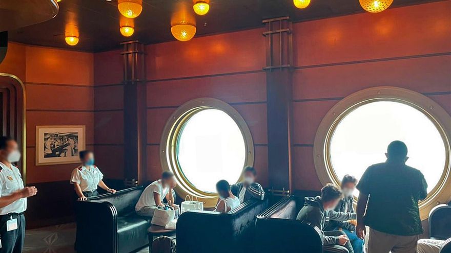 México auxilia a cinco cubanos rescatados en Caribe por crucero internacional