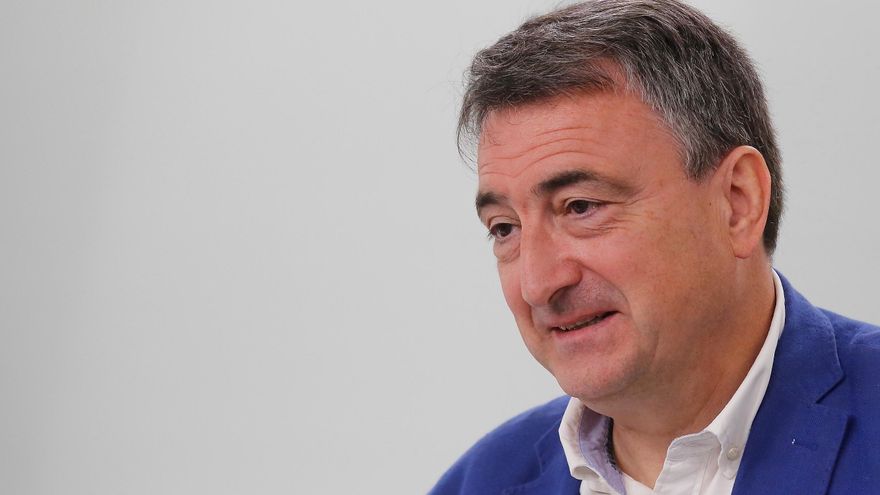Aitor Esteban, candidato del PNV: "¿Apoyar al PP? No veo margen. Ha pasado todas las rayas con Vox"