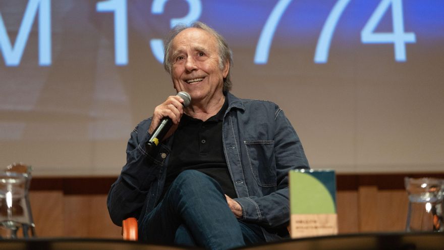 Serrat al recibir el premio KM13.774: "Llegar a América fue salir de una época muy turbia"