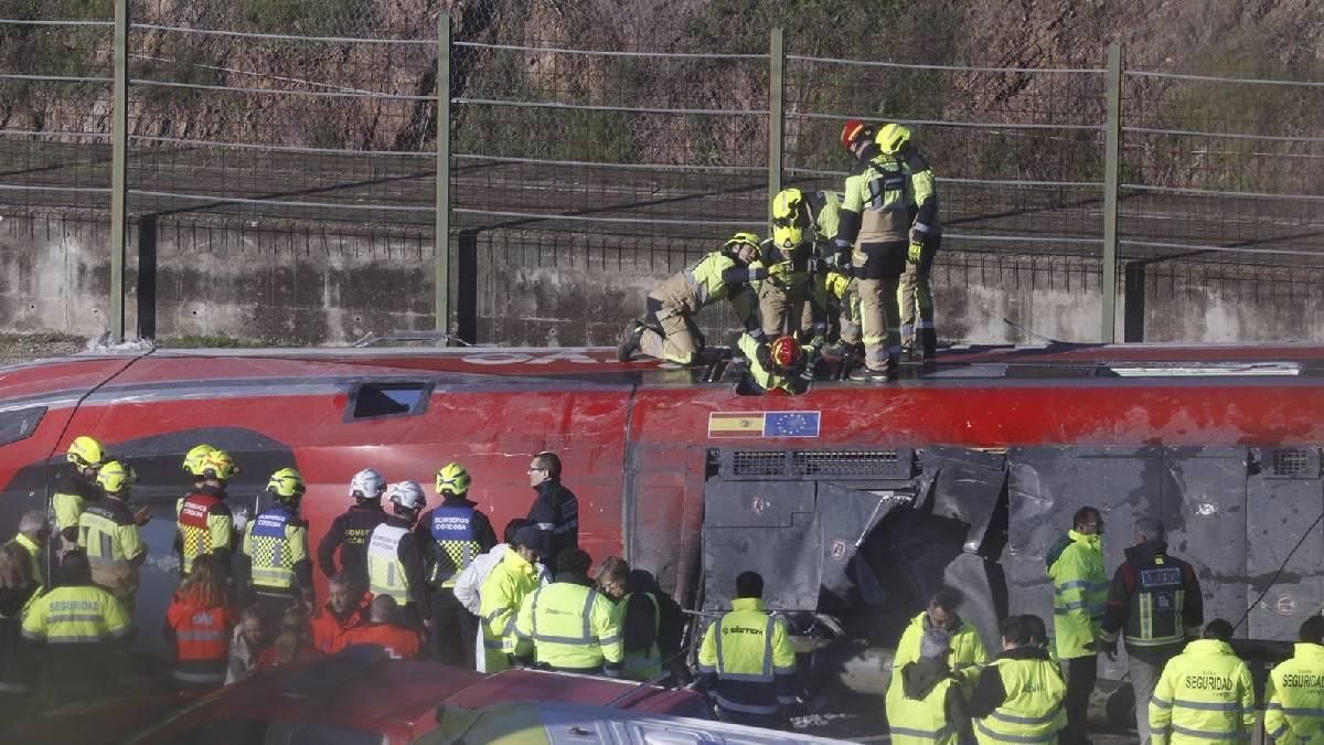Un total de 48 personas permanecen ingresadas tras el accidente ferroviario de Adamuz