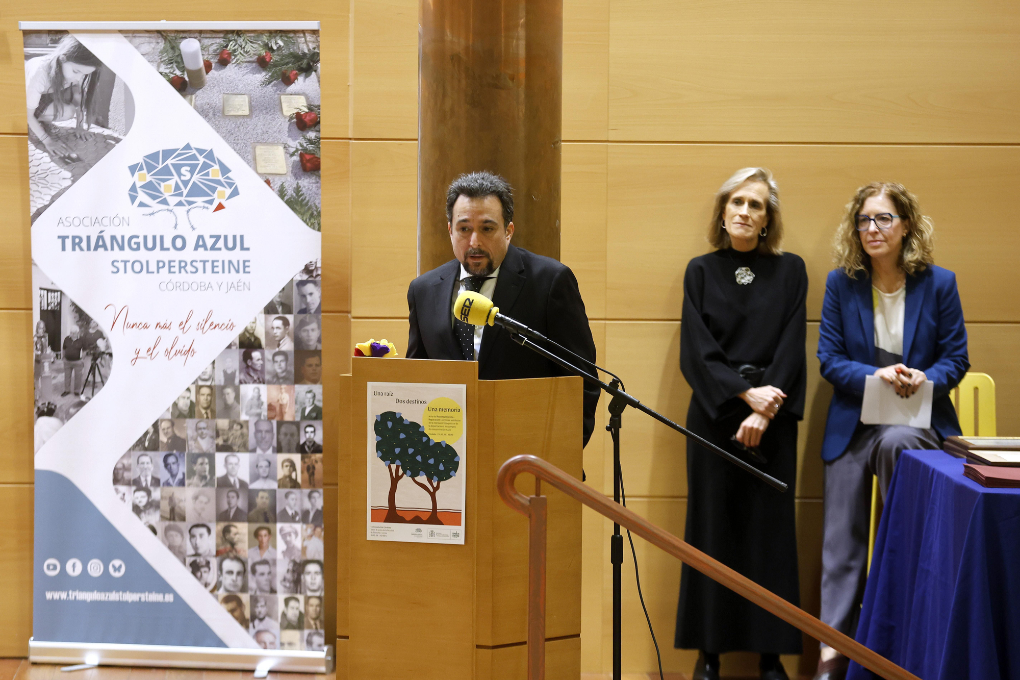 Acto de reconocimiento y reparación a represaliados por el franquismo y deportados a campos nazis