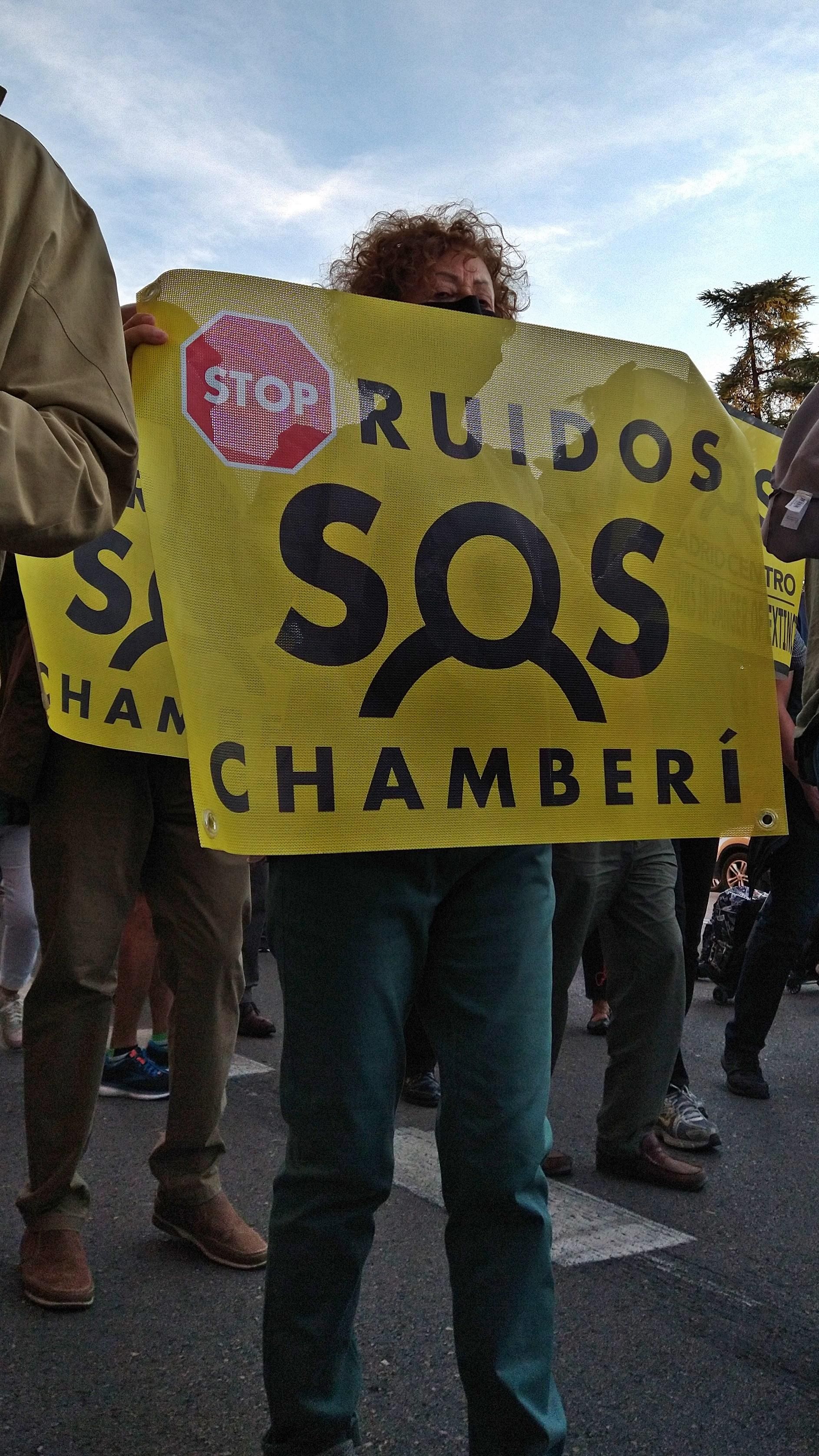 Manifestación contra las terrazas Covid en Retiro