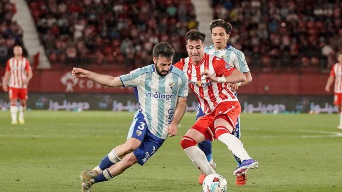 El Málaga busca ante el Almería una gesta que solo han conseguido tres equipos este siglo