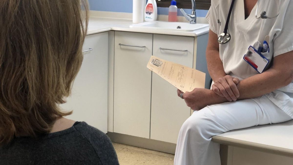Inspectores sanitarios gallegos se suman al rechazo al plan contra las bajas de la Xunta