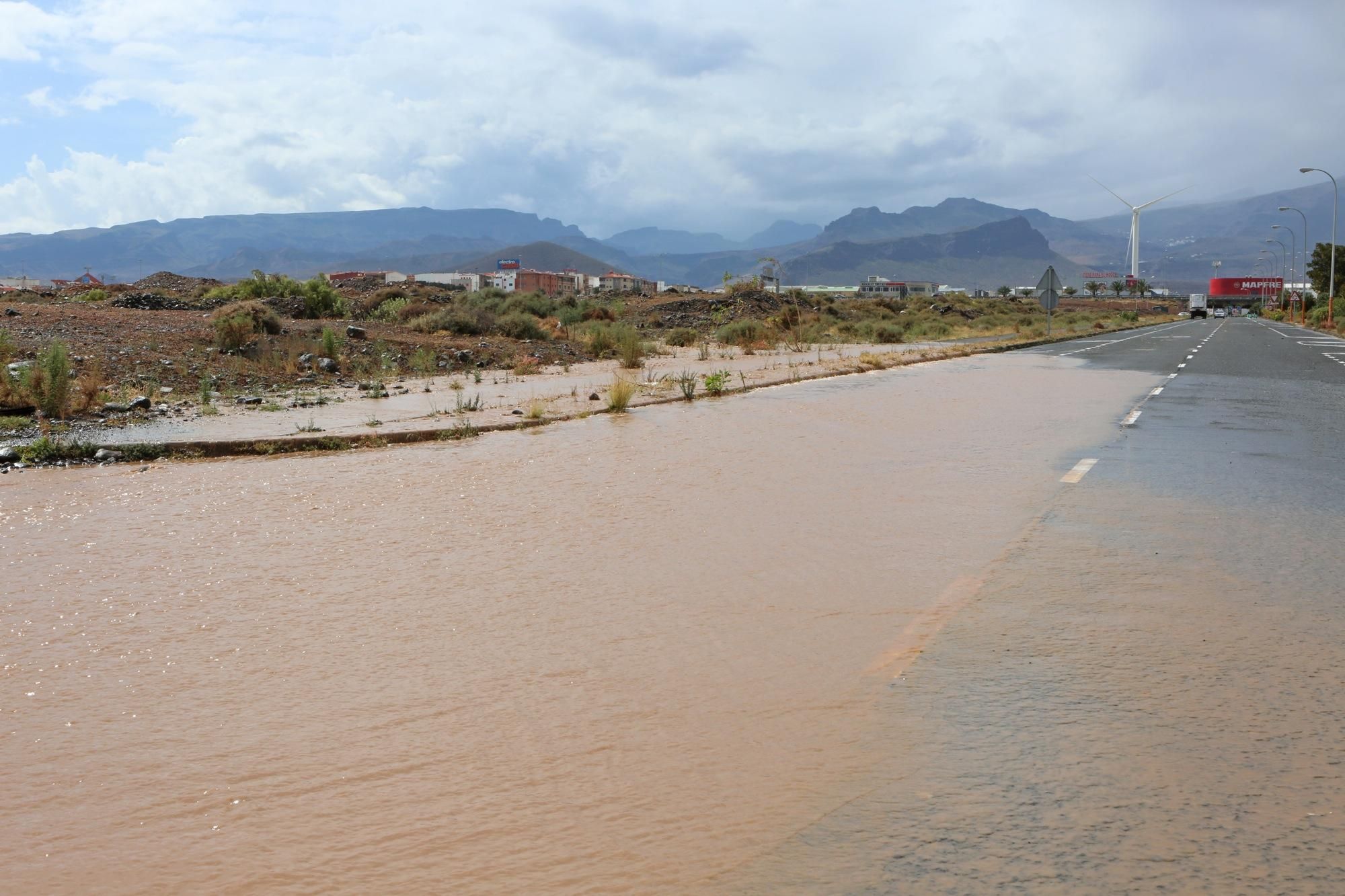 Efectos de las lluvias en el Polígono de Arinaga