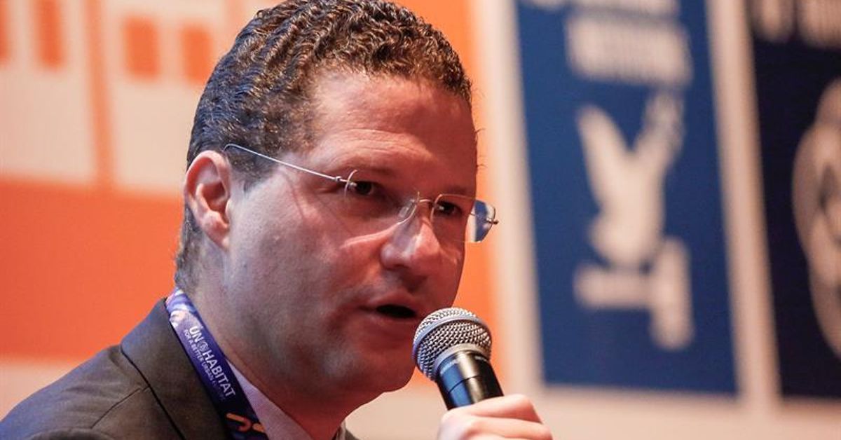 Alcalde de Quito buscar zanjar el debate entorno a Uber y Cabify en Ecuador