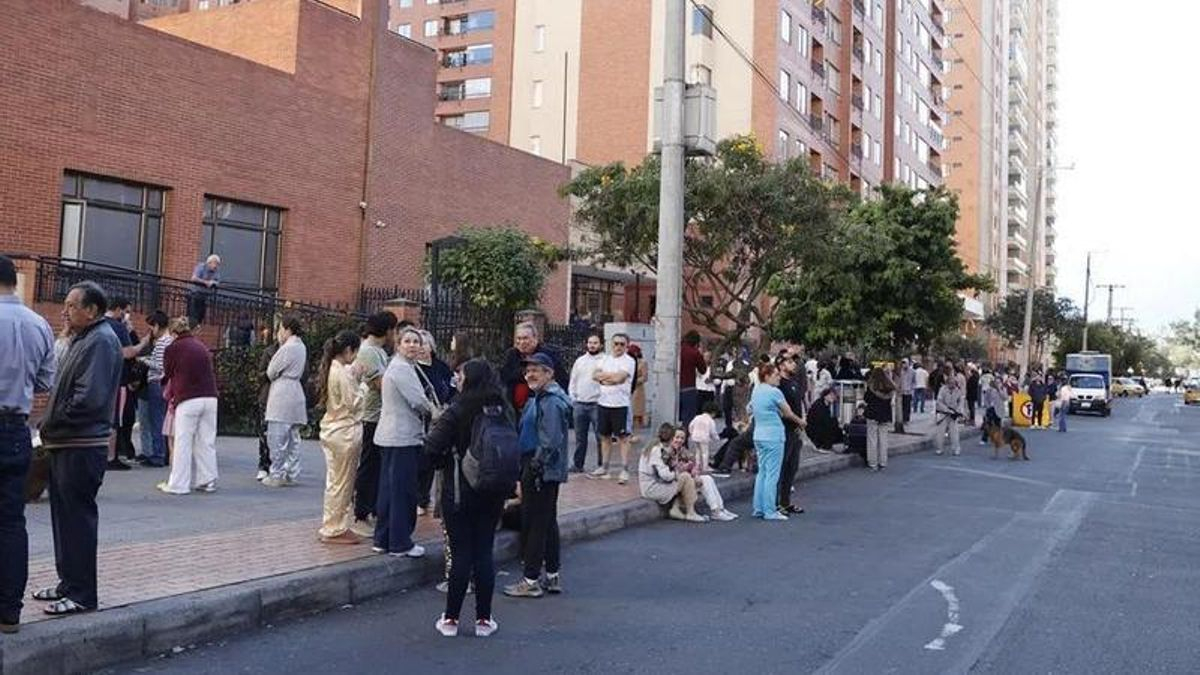 Un terremoto de magnitud 7,4 sacudió a Colombia y hay alerta por posibles réplicas