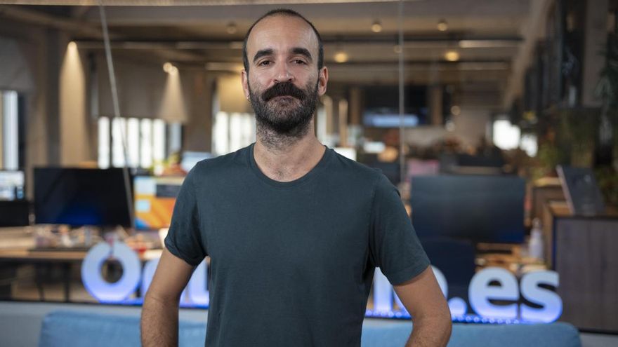 Eduard Sola: “Los hombres ya no somos los reyes del mambo, dejemos de hacer el gilipollas y asumamos nuestra responsabilidad”
