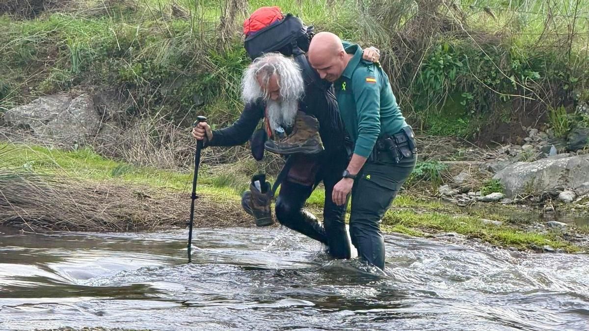 Rescatan a un peregrino de 75 años en Riolobos desorientado y con heridas leves