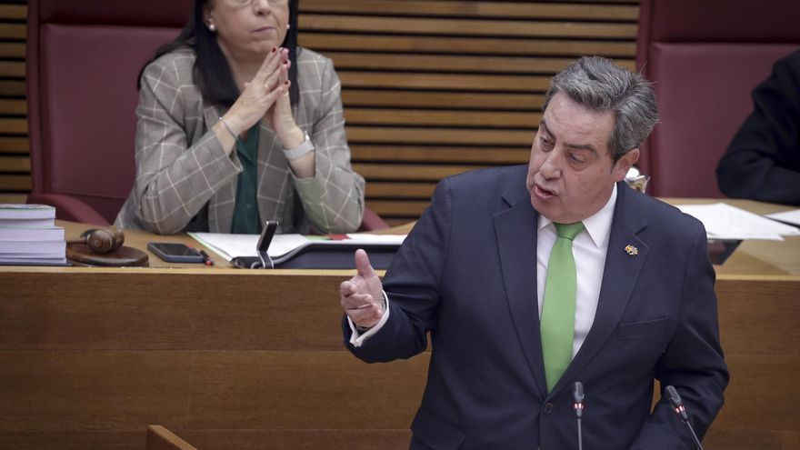 Vox elogia que Pérez Llorca asuma su discurso en migración y cambio climático: "Nos alegra escuchar que va a cumplir su compromiso"