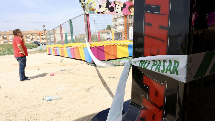 El alcalde de Alquerías dice que la atracción donde murió una niña de 2 años no era municipal