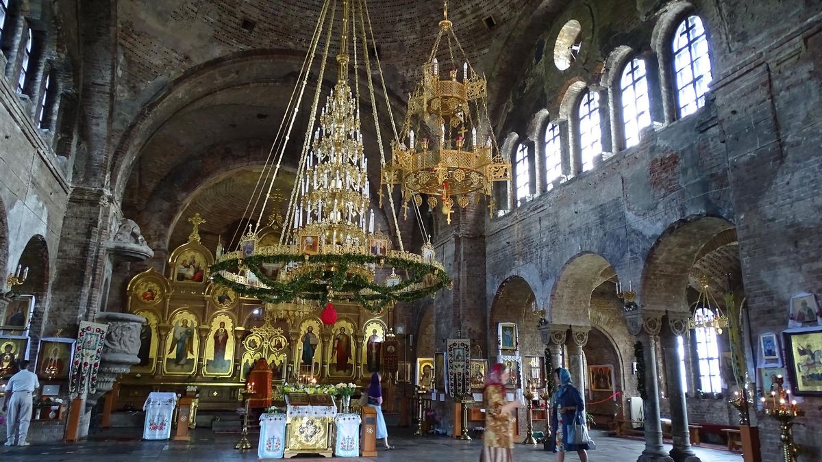 Interior de una iglesia en Brest.