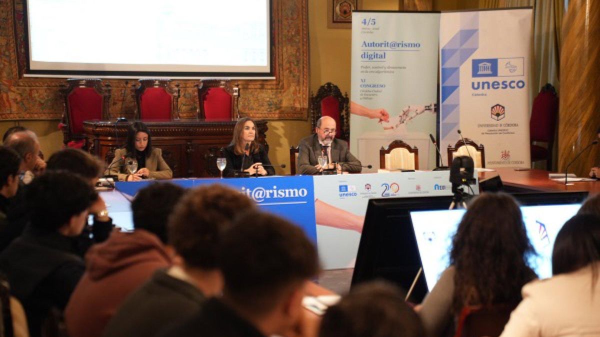 La UCO aborda los retos de la IA y el impacto de algoritmos en el XI 'Córdoba Ciudad de Encuentro y Diálogo'