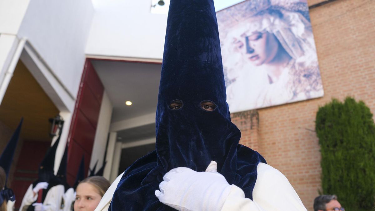 Las imágenes del Lunes Santo de la Hermandad de La Estrella