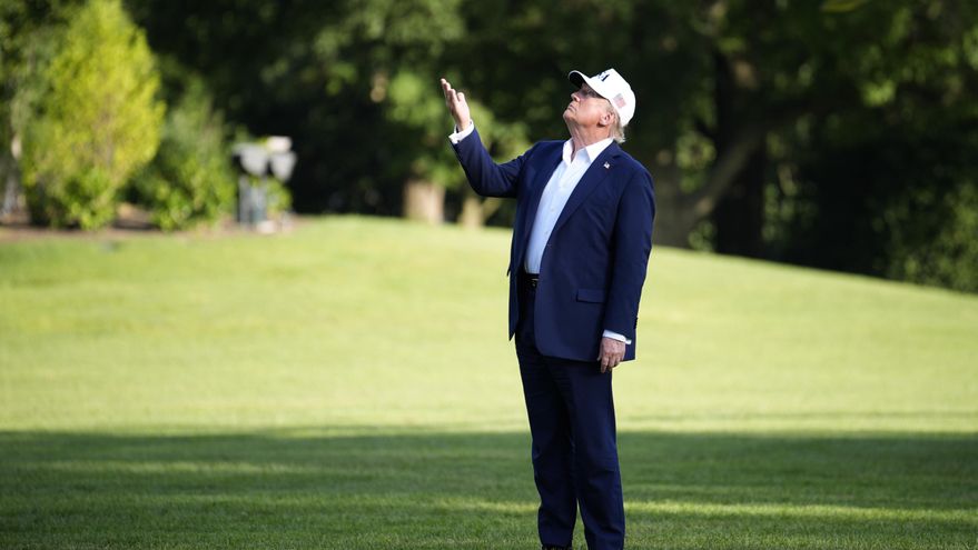 Trump dice que este lunes empezará a anunciar aranceles para el resto del mundo, que entrarán en vigor el 1 de agosto