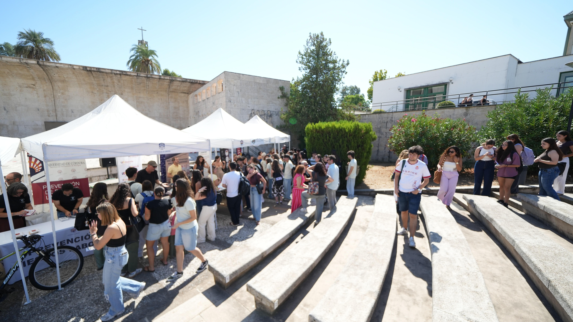 Feria de bienvenida al alumnado de nuevo ingreso de la UCO en el Campus de Rabanales