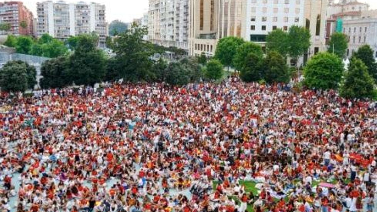 Cantabria festeja la victoria de España por 1-0 frente a Argentina en el Mundial de fútbol sin incidentes