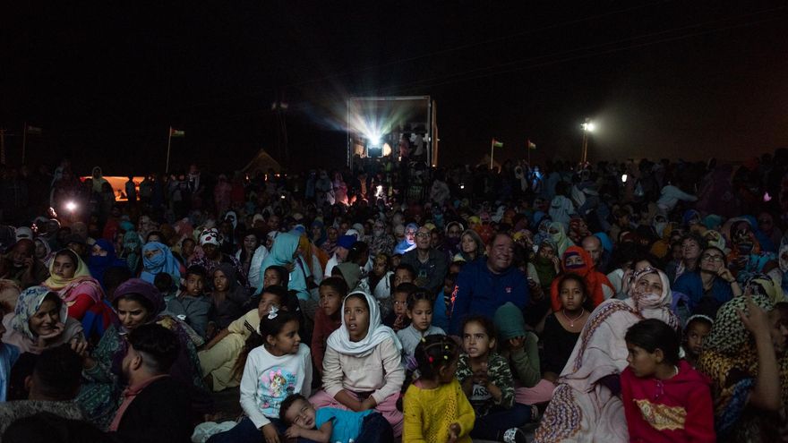 Cine bajo el cielo del desierto del Sáhara para "descolonizar la mayor cárcel al aire libre del mundo"