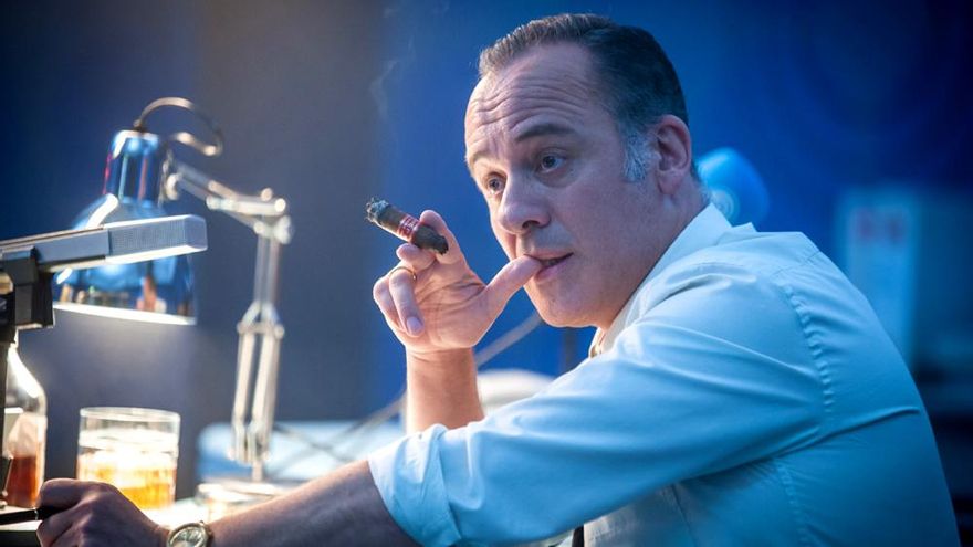 'Reyes de la noche', una serie con sabor a radio que acerca con éxito a la rivalidad García-De la Morena